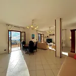 Maria - Relax & Comfort With Solarium
