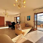 Maria - Relax & Comfort With Solarium Paggi
