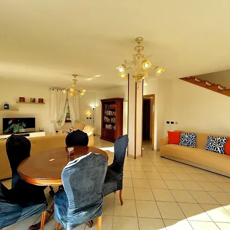 Maria - Relax & Comfort With Solarium