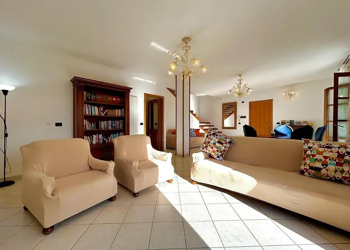 Villa Maria - Relax & Comfort With Solarium Paggi